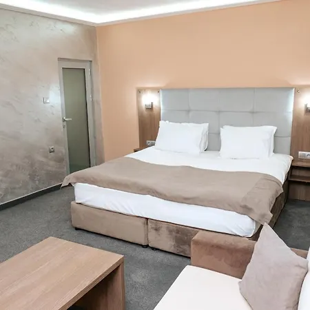 Tundzha - Renovated! Hotel