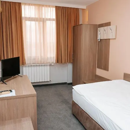 Tundzha - Renovated! Hotel Yambol