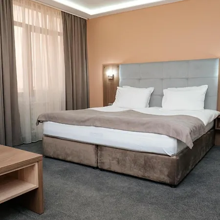 Hotel Tundzha - Renovated! Yambol
