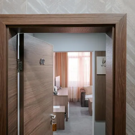Hotel Tundzha - Renovated! Yambol